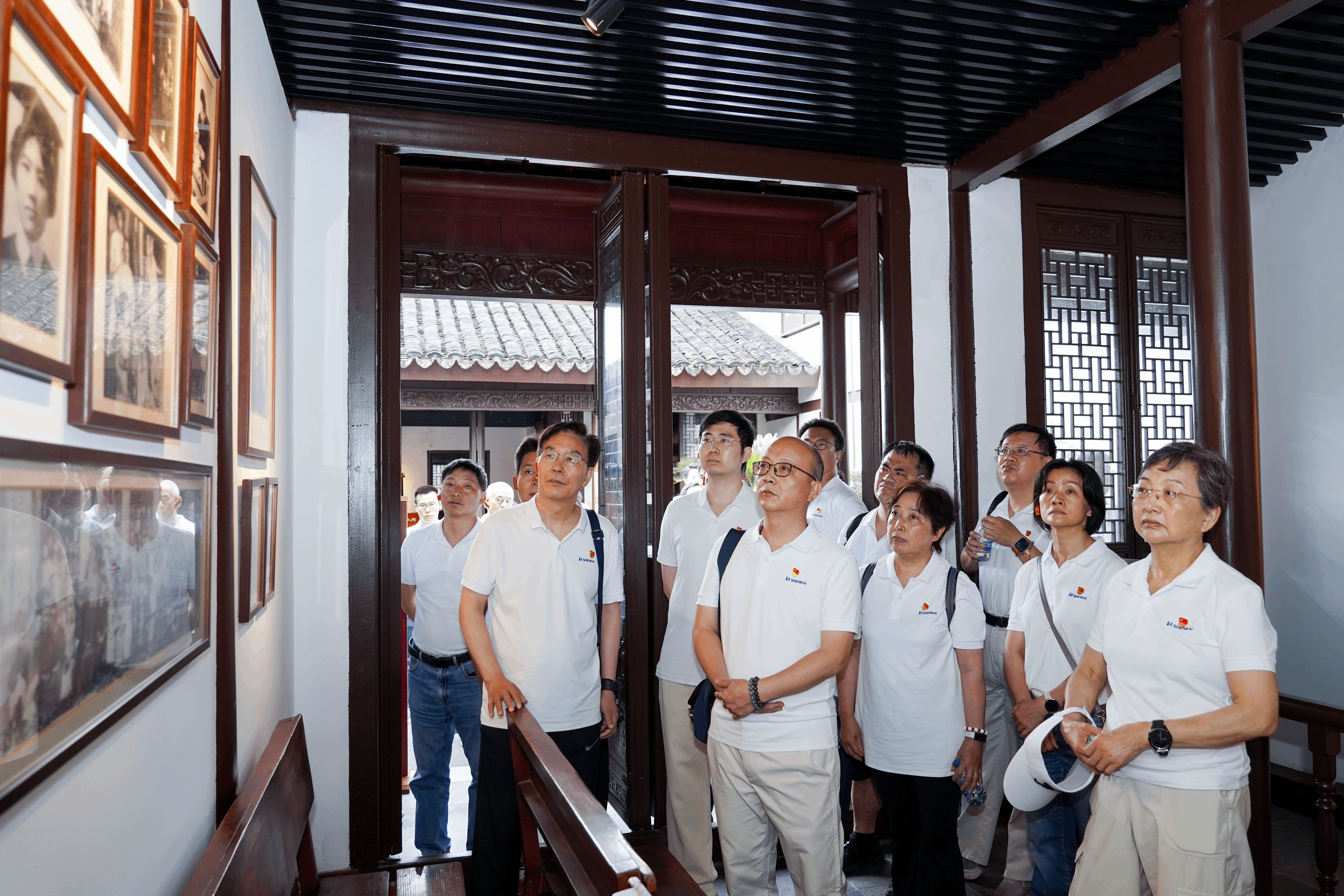 追寻先贤足迹，坚守初心使命——公海赌船官网组织发展“庆七一”主题党建活动(图3)